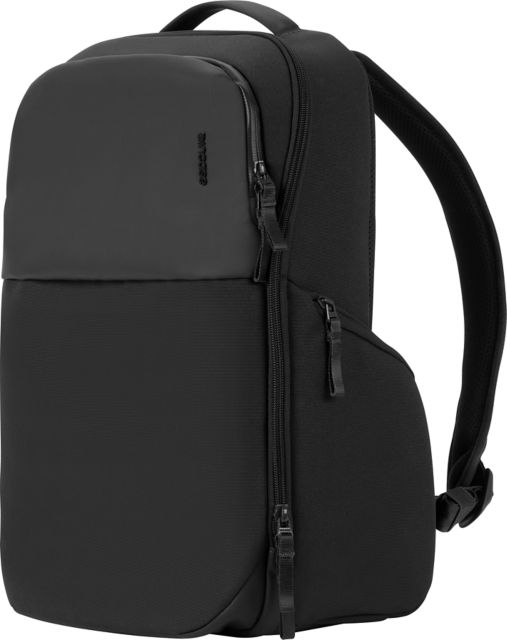INCASE A.R.C. DAYPACK BLK